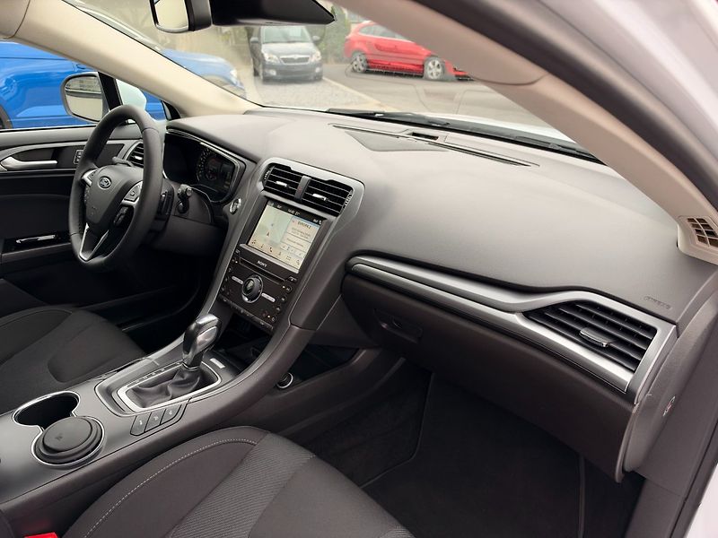 Ford Mondeo (2018) 2,0 TDCI 132 Kw Aut. Titanium - fotka 28 z 33