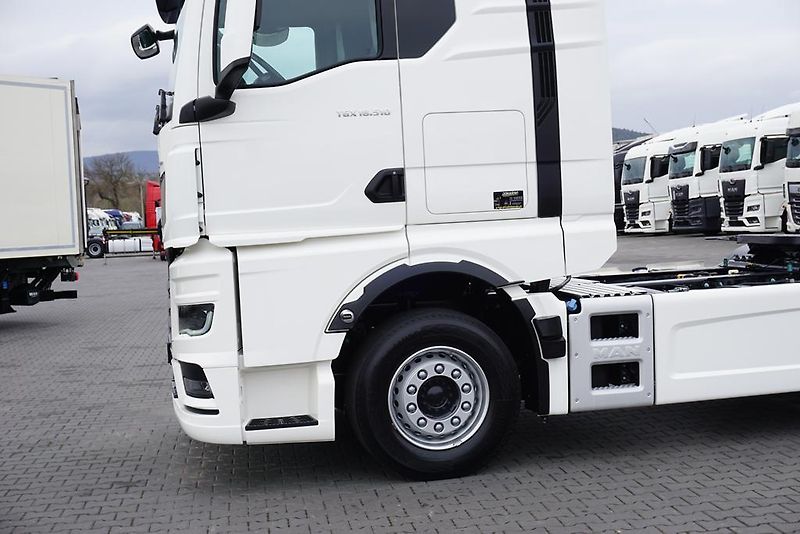MAN TGX (2023) 18.510 / EURO 6 / GX / ACC / I - fotka 18 z 48