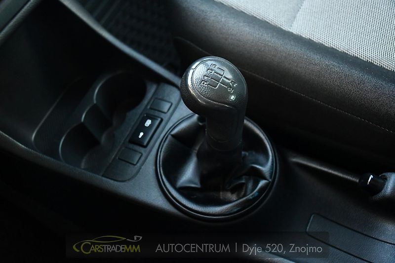 Škoda Fabia 1.2TSi 2xPNEU - fotka 33 z 45