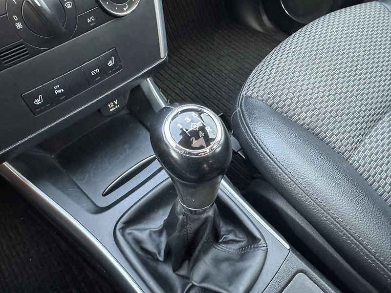 Mercedes-Benz Třídy A (2010) 180 1,7 85 KW TAŽNÉ KOLA - fotka 23 z 38