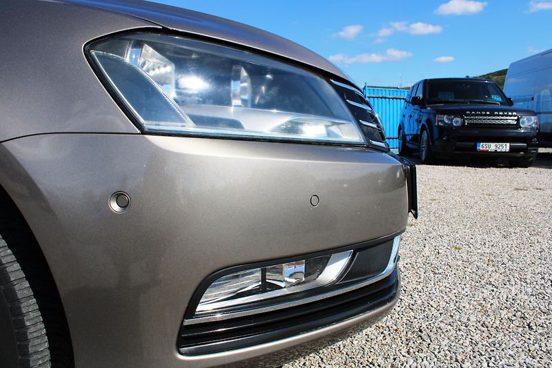 Volkswagen Passat (2011) 1.4TSI KLIMA EL.OKNA TAŽNÉ - fotka 9 z 23
