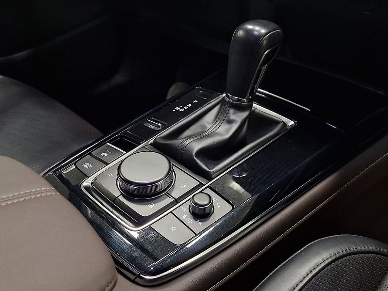 Mazda CX-30 (2021) 110 kW Skyactiv-G nej. výbava - fotka 33 z 75
