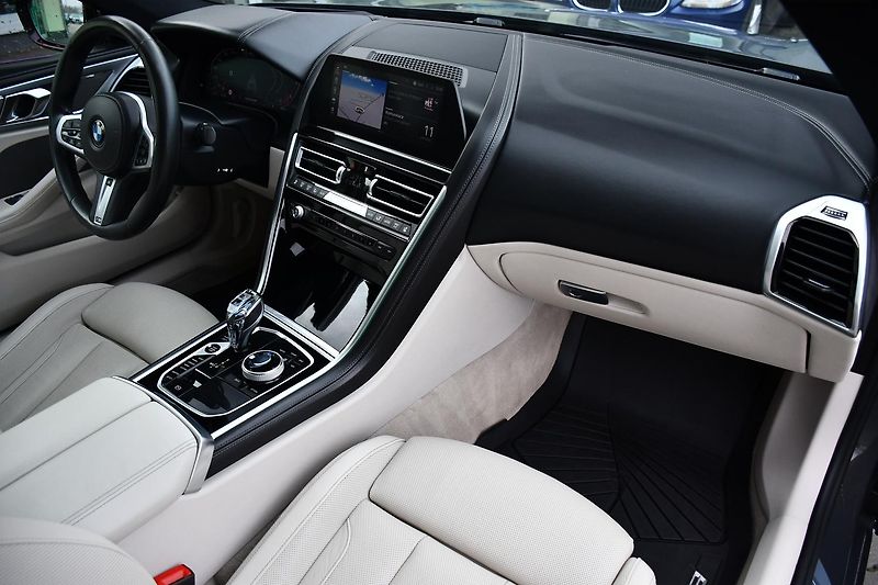BMW Řada 8 840d xD M-SPORT HUD H/K  - fotka 13 z 62