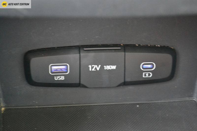 Hyundai i30 WG 1,5I MT SMART FAMILY NAVI - fotka 23 z 45