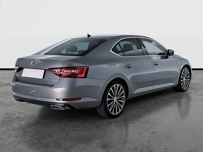 Škoda Superb (2017) 2.0 TSI, Automat, Kůže, Navi - fotka 5 z 26