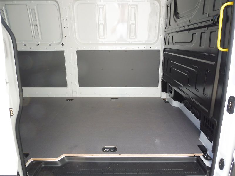 Volkswagen Crafter (2026) DR 2,0TDI 103kW - fotka 19 z 25