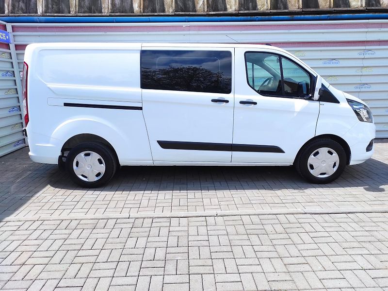 Ford Transit Custom 2.0EcoBlue mHev, L2, 6 míst,TZ - fotka 5 z 42