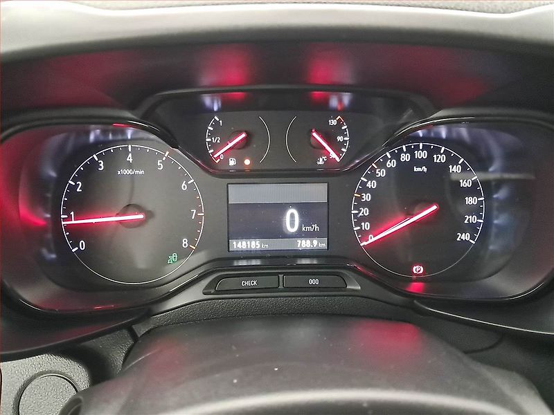 Opel Combo (2020) Maxi 1.5 CDTI, 3Místa, ČR, DPH - fotka 8 z 14