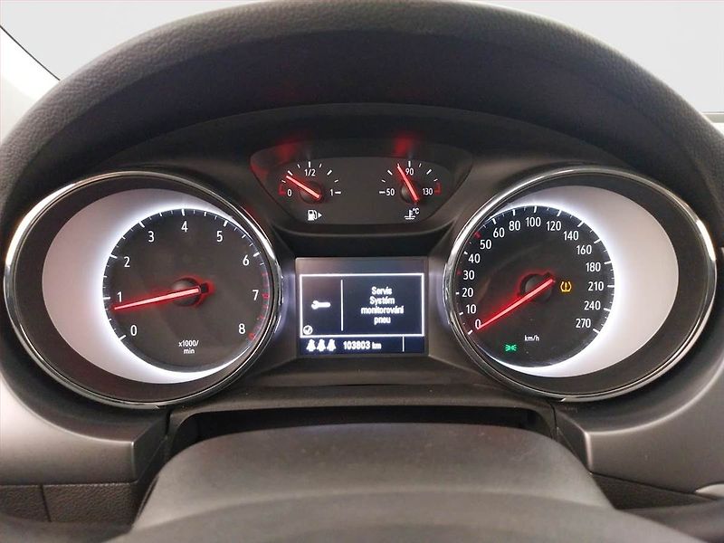 Opel Astra (2017) 1.4 T, ČR,1.maj, Tempomat - fotka 11 z 18
