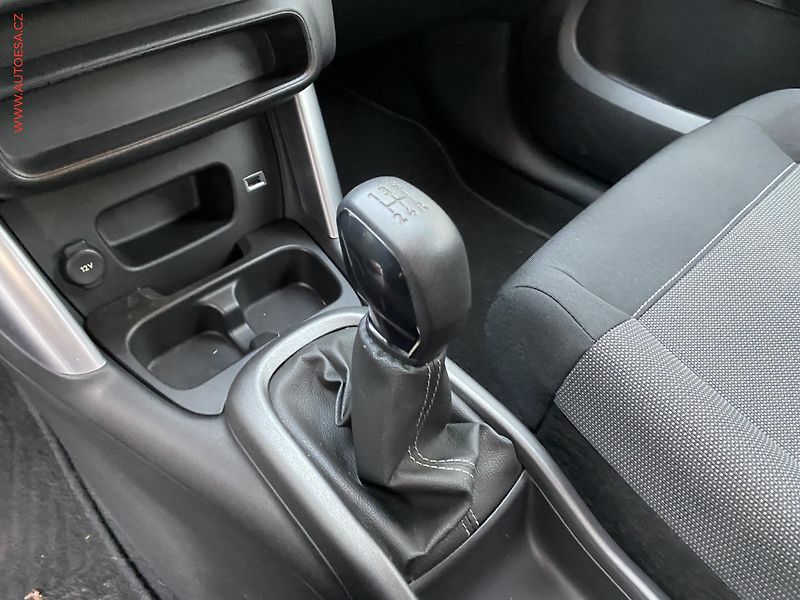 Citroën C3 Aircross (2017) 1.2PT, AC, temp - fotka 15 z 18