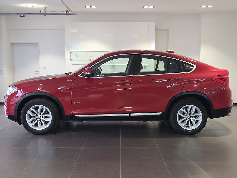 BMW X4 (2016) xDrive 30d xLine - fotka 3 z 16