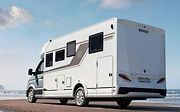 Obytné auto Knaus Tabbert Sky TI pro rok 2027. Německý výrobce nabídne luxus a komfort rodinám.