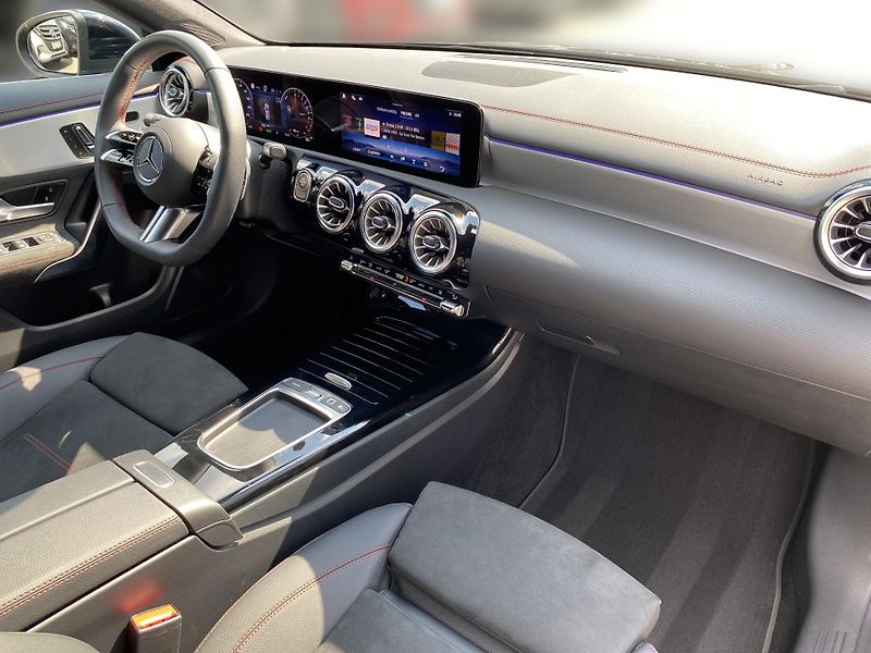 Mercedes-Benz CLA CLA 250 e Shooting Brake  - fotka 19 z 27