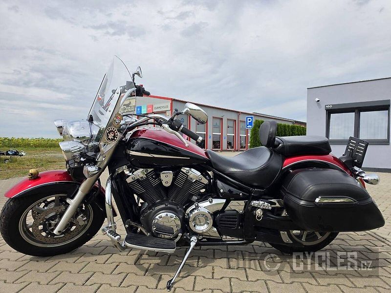 Yamaha XVS 1300 A Midnight Star (2013) - fotka 12 z 14