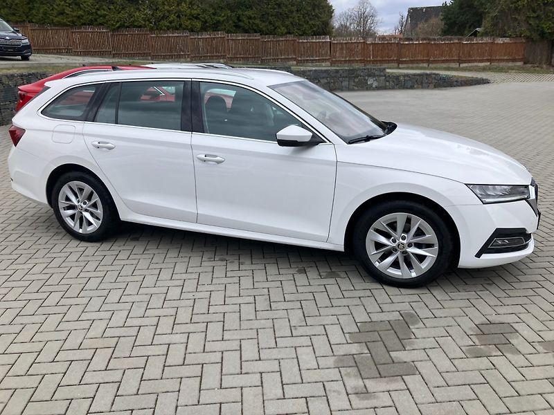 Škoda Octavia (2023) 2.0TDI STYLE EL.TAŽNÉ,2023,ČR - fotka 3 z 34