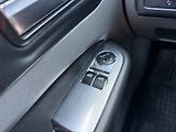 Ford Focus (2011) 1.6 i, ČR, servis.kniha, AC - náhled 11