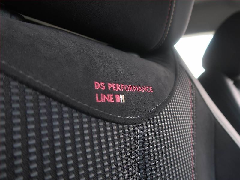 DS Automobiles DS4 (2022) 1.2 PureTech - fotka 16 z 20
