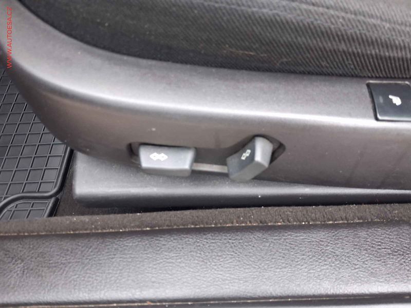 Peugeot 607 (2001) 2.2HDi, 2.maj,ČR, AC, temp - fotka 13 z 14