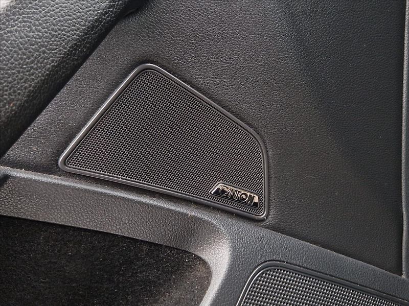 Škoda Superb 2,0 TDI 4x4 WEBASTO KAMERA TAŽ - fotka 41 z 41