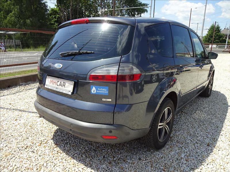 Ford S-MAX 2.0TDCI 103KW - fotka 6 z 44