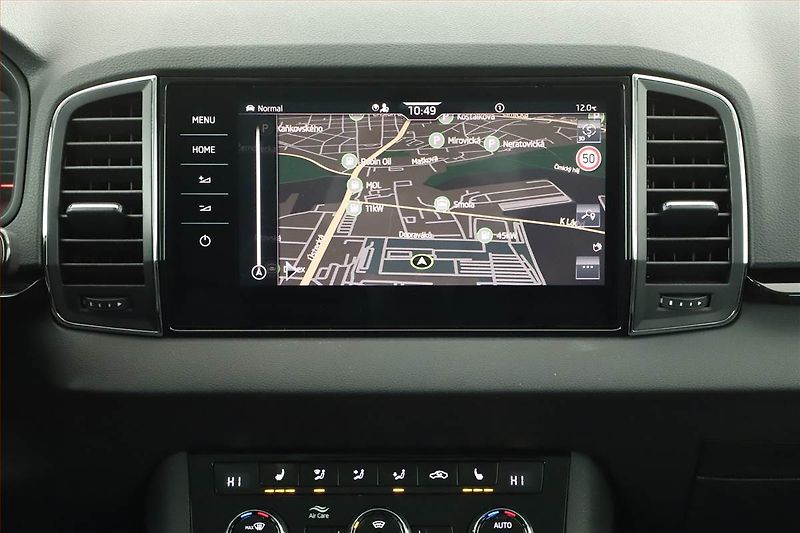 Škoda Karoq (2025) 1.5 TSI, Top Selection, AT, AC - fotka 13 z 17