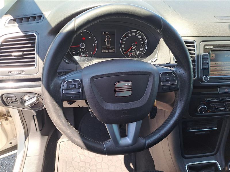 Seat Alhambra 2,0 TDI - fotka 13 z 17