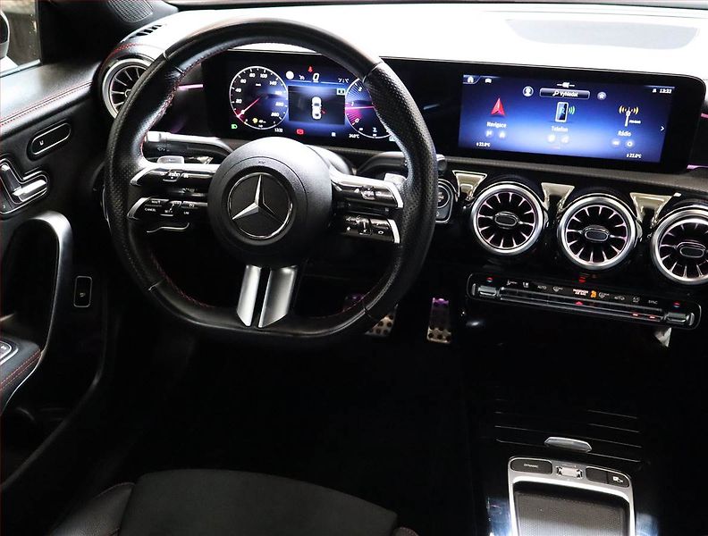 Mercedes-Benz CLA (2023) AMG Paket 200 d - fotka 7 z 27