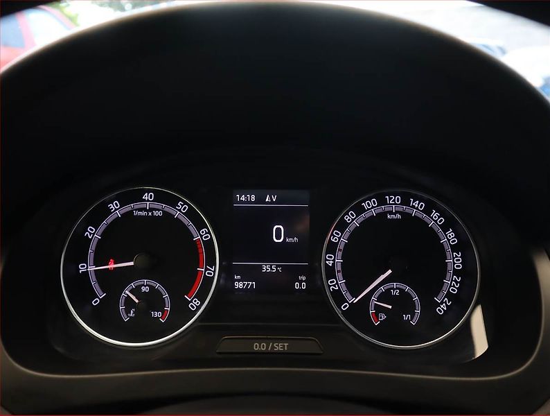 Škoda Rapid (2018) 1.0 TSI, Serv.kniha, Navi - fotka 11 z 19