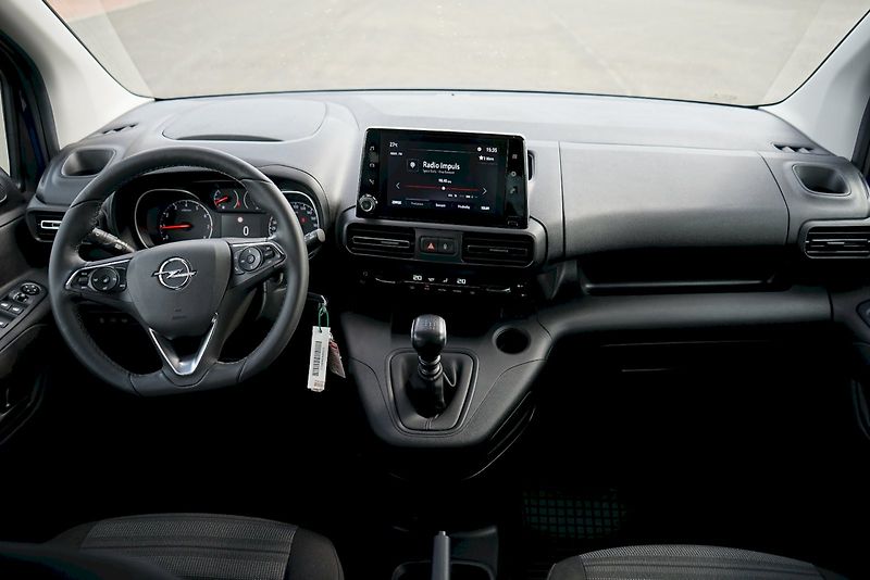 Opel Combo (2023) CDTI 96 kW N1 Elegance - fotka 8 z 27