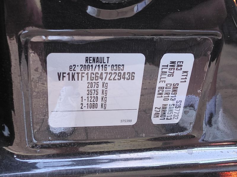 Renault Laguna 2.0dCi 131kW INITIALE*PANORAMA - fotka 48 z 58