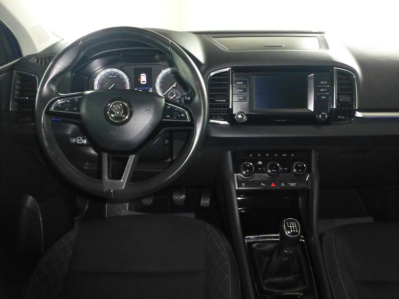 Škoda Karoq (2019) 1,6TDI*PARK.S**ALU***VYHŘ.SED. - fotka 19 z 28