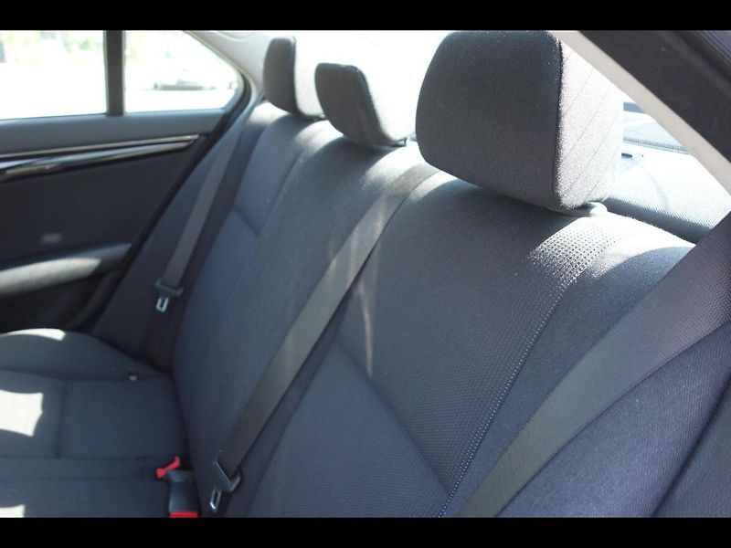 Mercedes-Benz Třídy C 200 CDi 100 kW STK07/2028 - fotka 21 z 34