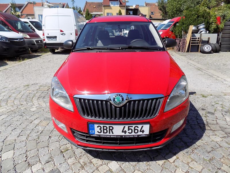 Škoda Roomster 1,2 TSI 63 KW ACTIVE, KLIMA - fotka 3 z 54