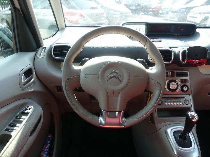 Citroën C3 Picasso (2014) 1,6 VTi automat - fotka 10 z 15
