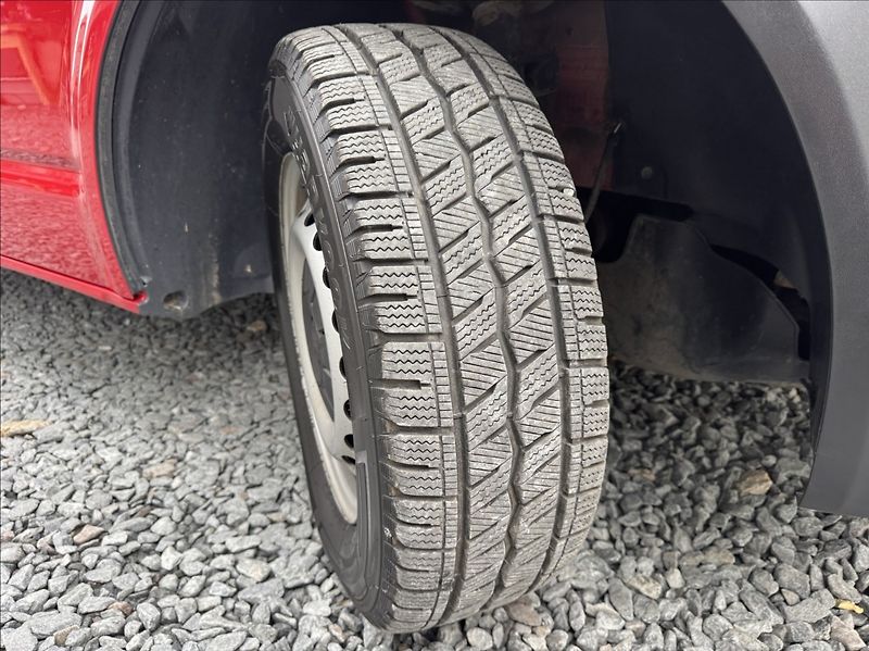 Volkswagen Transporter 2,0 TDI 110kW 4MOT DPH původČR - fotka 47 z 50