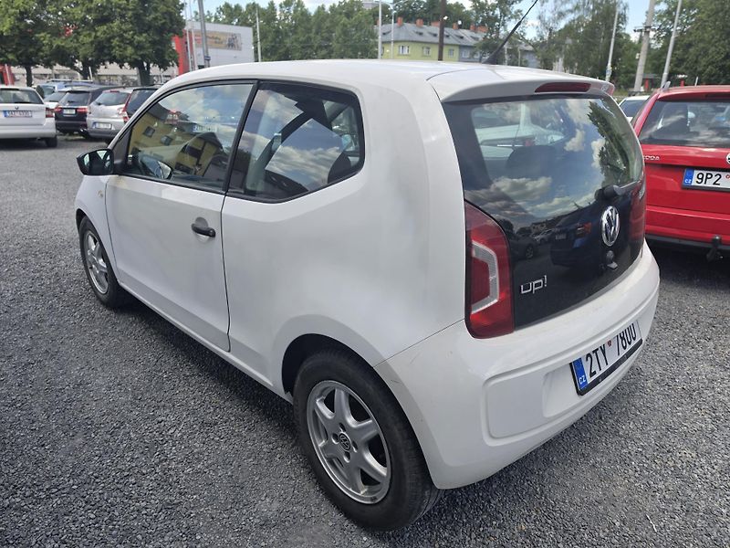 Volkswagen up! 1.0 MPI 55kw - fotka 3 z 17