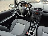 Mercedes-Benz Třídy A (2007) A170 85 KW Klima - náhled 28