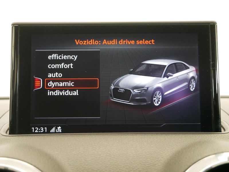 Audi A3 - fotka 19 z 25