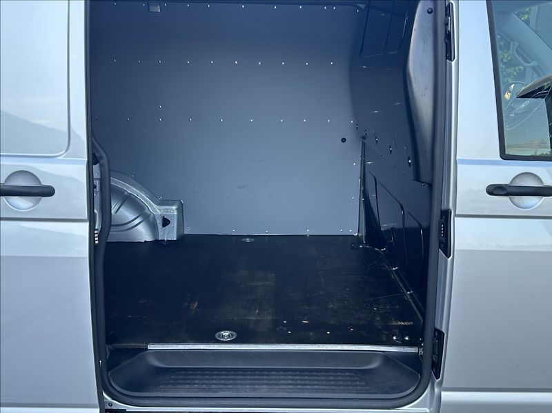 Volkswagen Transporter 2,0 TDI 150PS  L1H1 Van 4x4 - fotka 40 z 53