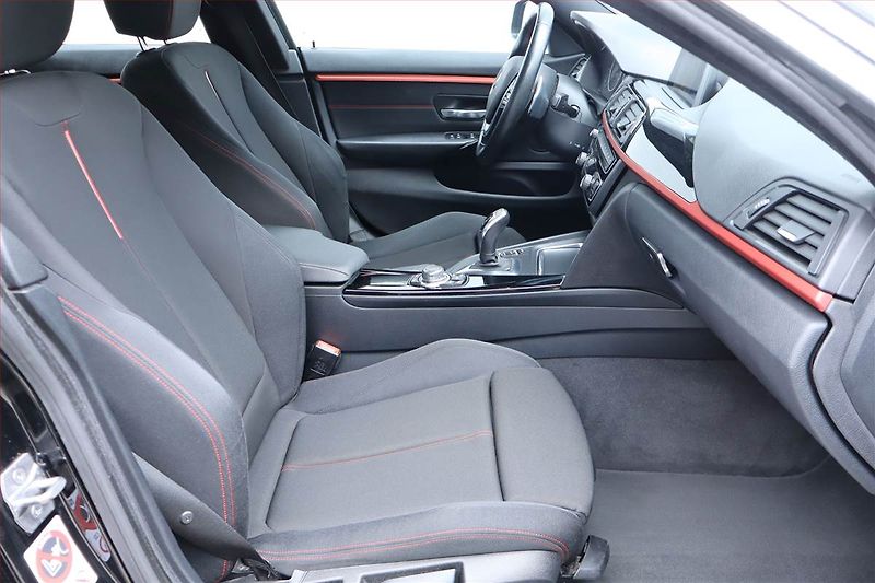 BMW Řada 4 (2015) Sport Line 420d, Automat, Navi - fotka 9 z 25