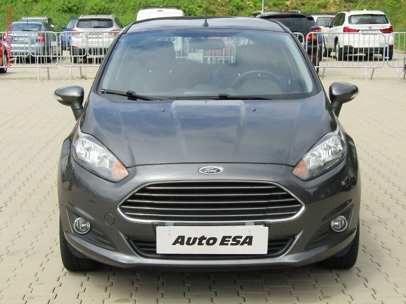 Ford Fiesta (2015) 1.2i, ČR, AC - fotka 2 z 17