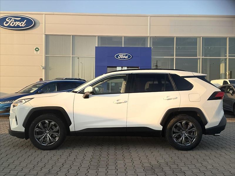 Toyota RAV4 2,0 Style 4WD CVT DPH 129kW - fotka 2 z 29