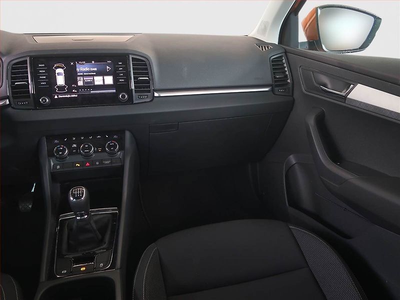 Škoda Karoq (2024) 1.5 TSI, Drive, FullLed - fotka 8 z 16