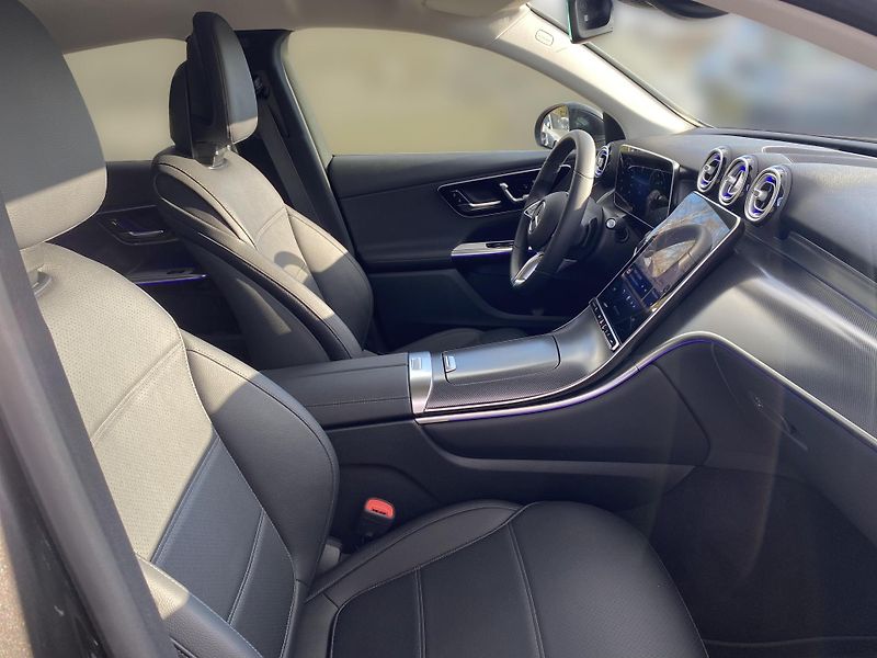 Mercedes-Benz GLC GLC 220d 4M kupé AVANTGARDE - fotka 21 z 27