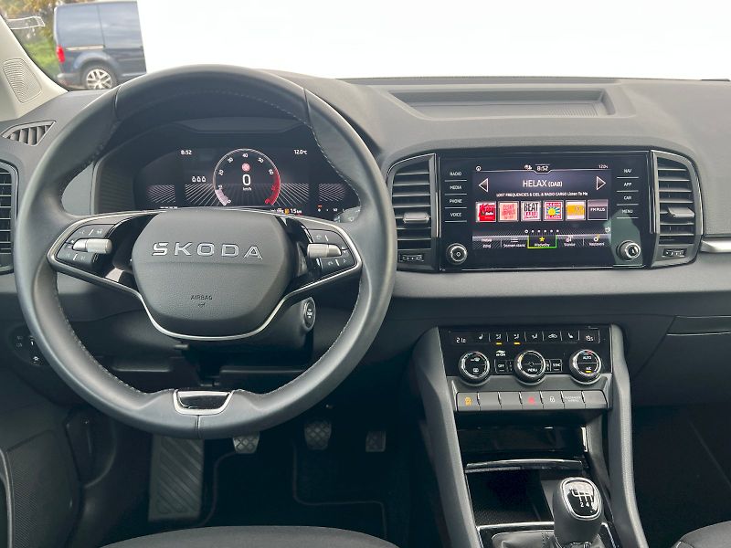 Škoda Karoq (2025) Selection 1.5TSi 110kW 6°manuá - fotka 21 z 30