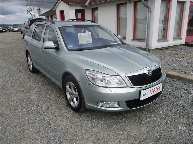 Škoda Octavia 1,4 TSI, klima,xenon,servis, - fotografie inzerátu