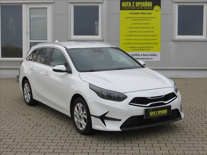 Kia Ceed 1,5 T-GDI 118kW SW Top AUT ČR - fotografie inzerátu