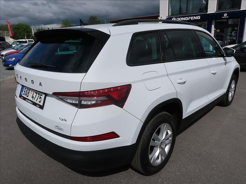 Škoda Kodiaq 2,0 TDi,110kW,1majČR,4x4,DPH - fotka 3 z 27
