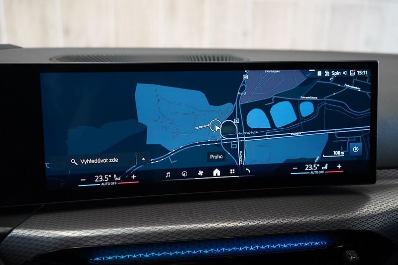 BMW Řada 3 320d xDrive Touring, HUD, ACC - fotka 32 z 43