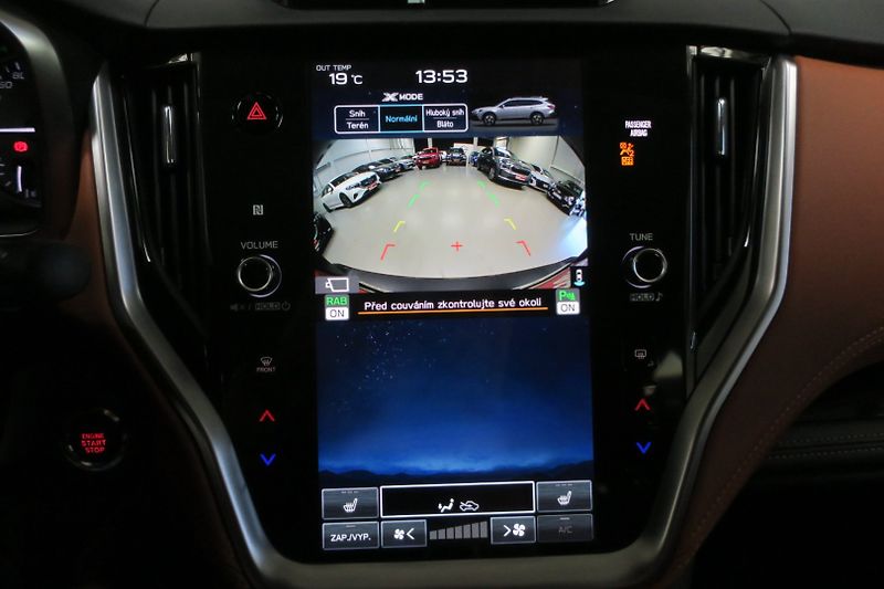Subaru Outback (2025) 2.5i AWD TOURING - fotka 24 z 41